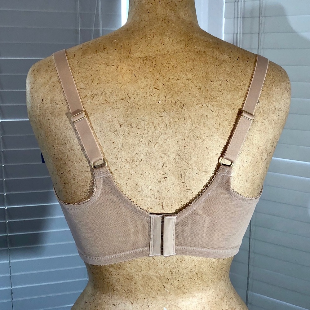 NWT VANITY FAIR bra 36DD cream non padded no poke - Picture 3 of 14